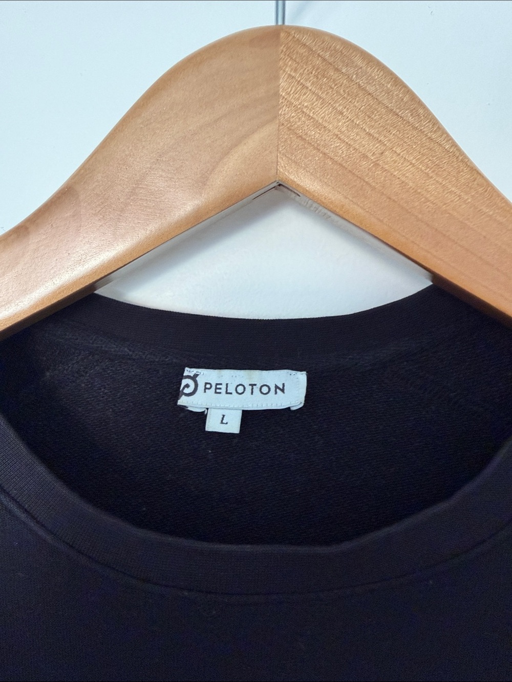 Peloton Sweatshirt - Picture 4 of 4